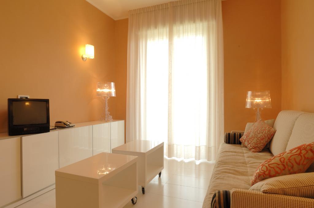 Residence Oliveto Ceriale Pokój zdjęcie